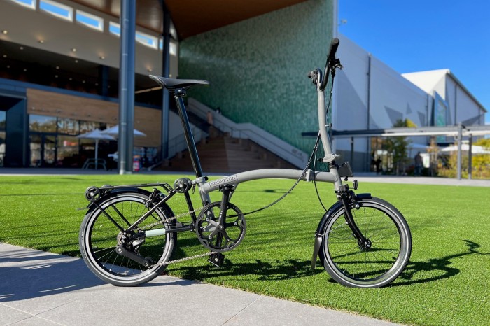 １台のみ👀　BROMPTON -P LINE-