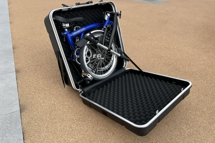 愛車を守る頼もしい味方！！！【B&W BROMPTON Foldon Case】