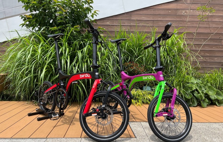 限定カラーモデルが登場！！